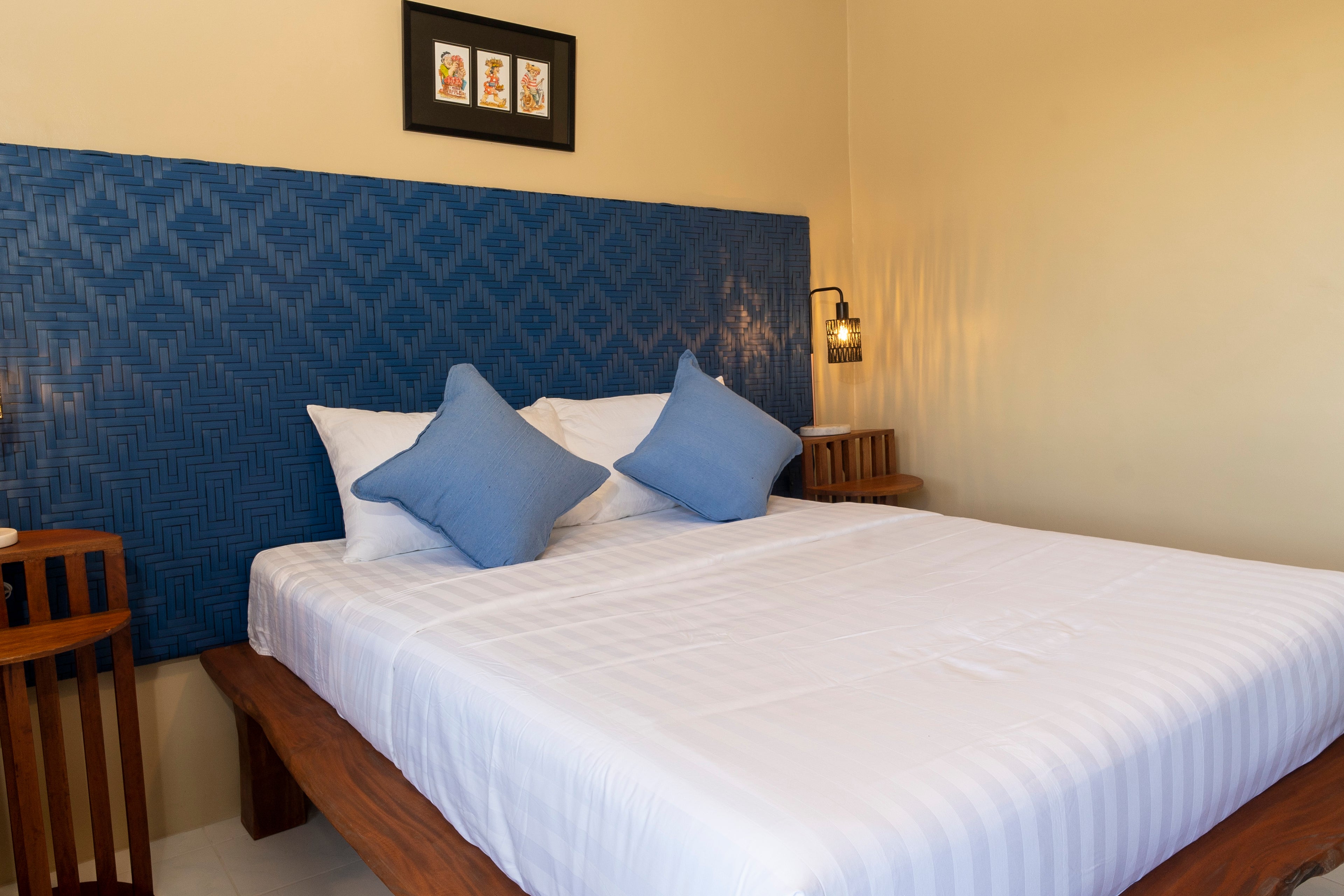 Poolside Deluxe Queen